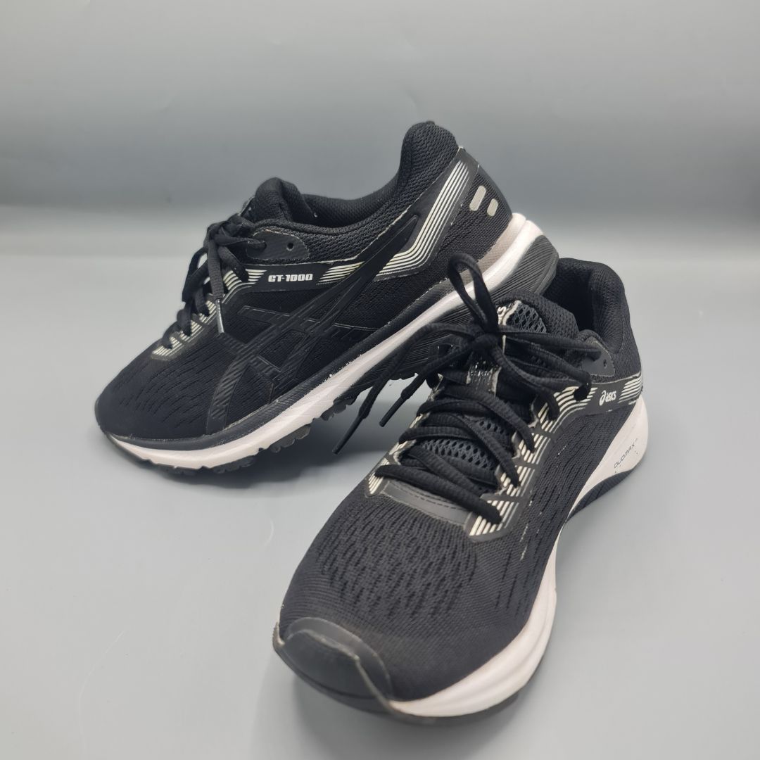 ASICS Track and Field Shoes